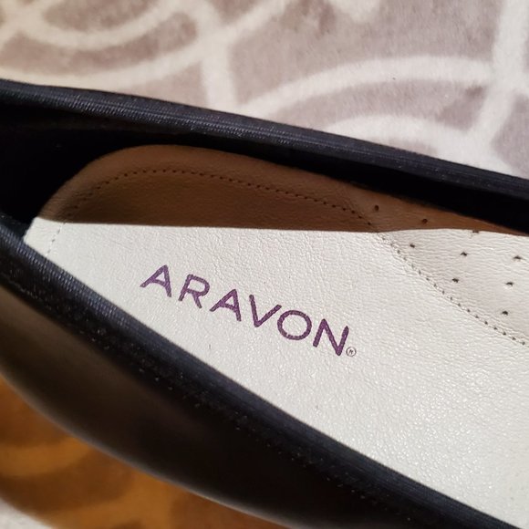 Aravon Womens Black Pumps 11 US Career Dress Leather Block Heel Slip On Shoes - Picture 10 of 14